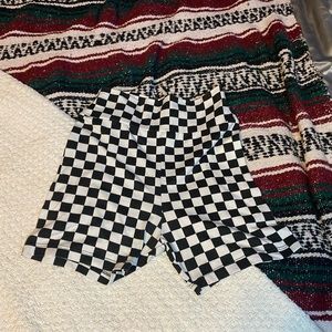 CHECKERED BIKER SHORTS